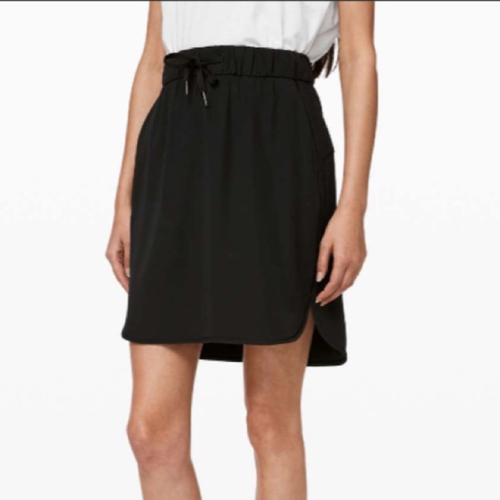 Lululemon On The Fly Skirt *Woven